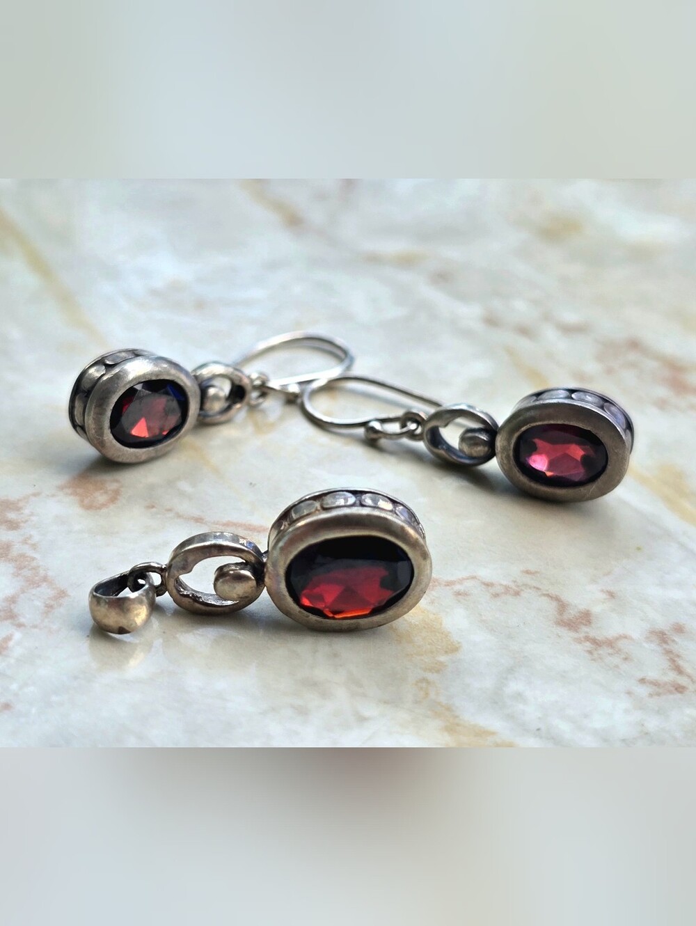 Sterling Silver Garnet Drop Earrings & Pendant